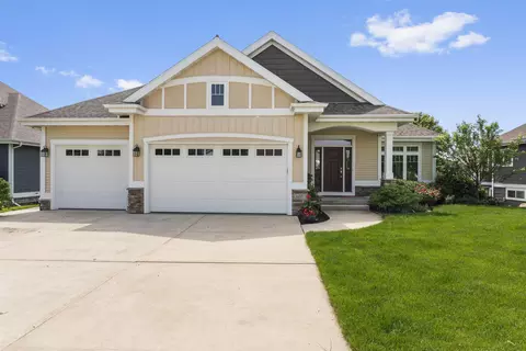 1108 Water Wheel Dr, Waunakee, WI 53597