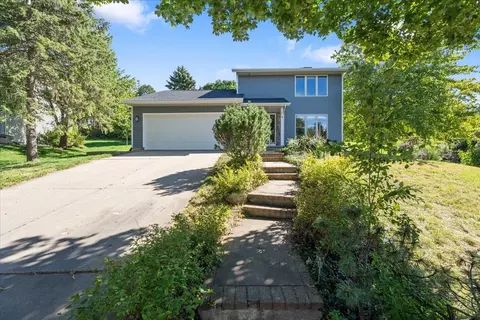 9 Maple Grove Ct, Madison, WI 53719