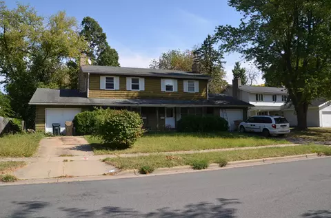 905-907 Chapel Hill Rd, Madison, WI 53711