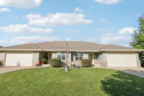 1812-1814 Fjord Pass, Mount Horeb, WI 53572