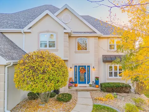 2984 Sahara Cir, Fitchburg, WI 53711