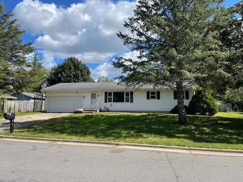 713 Olympic St, Sun Prairie, WI 53590