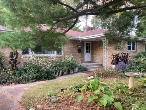 1706 Sachtjen St, Madison, WI 53704