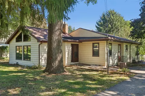 2408 County Road Mm, Fitchburg, WI 53575