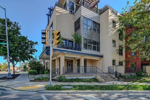 1835 Winnebago St #304, Madison, WI 53704
