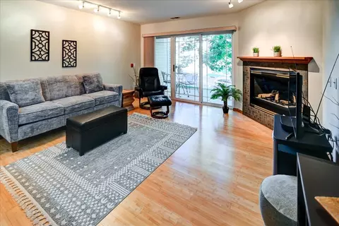 5571 Bantry Ln #3, Fitchburg, WI 53711