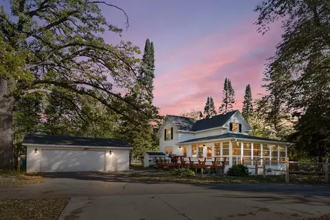 416 Scott St, Green Lake, WI 54941