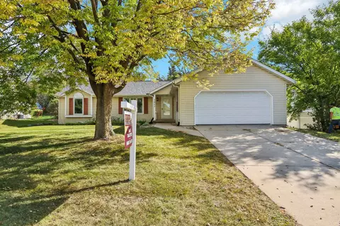 3017 Maple Grove Dr, Madison, WI 53719