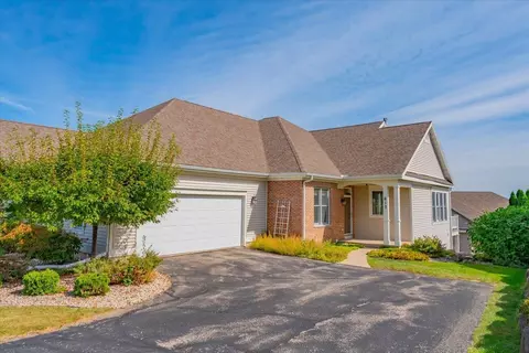 617 Samuel Dr, Madison, WI 53717