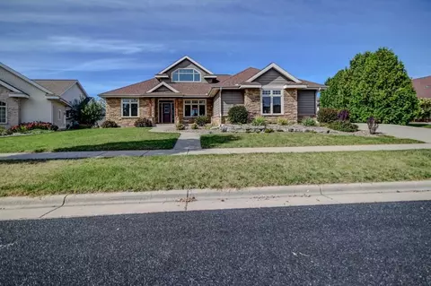 1432 Blue Ridge Trl, Waunakee, WI 53597