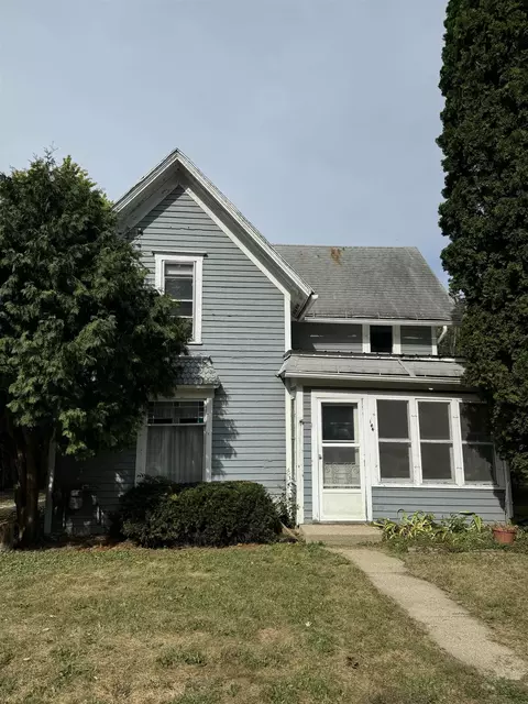 144 W Madison Ave, Milton, WI 53563