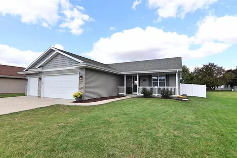 2471 Winthrop Dr, Janesville, WI 53546