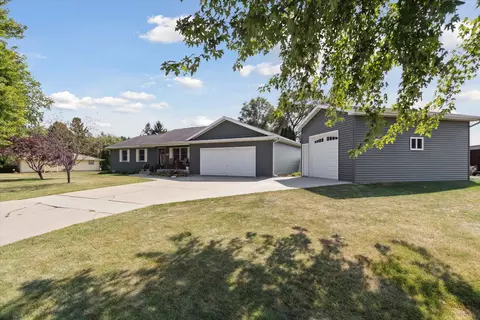 2132 Poff St, Beloit, WI 53511