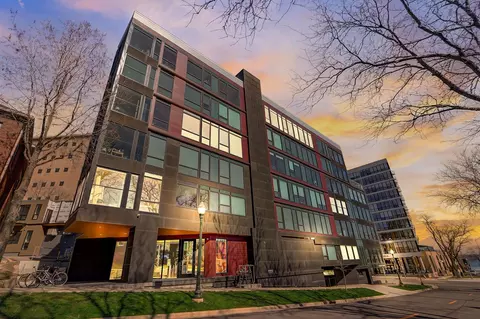 211 S Henry St #403, Madison, WI 53703