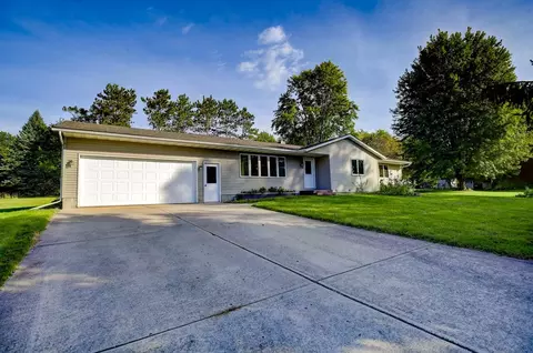 6516 Beech Ct, Waunakee, WI 53597