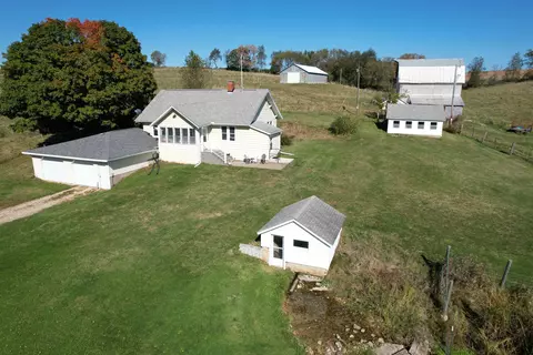 10452 S Highway 133, Bloomington, WI 53804