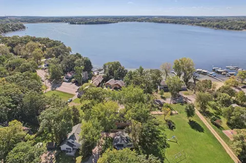 n4509 Warne Avenue, Cambridge, WI 53523