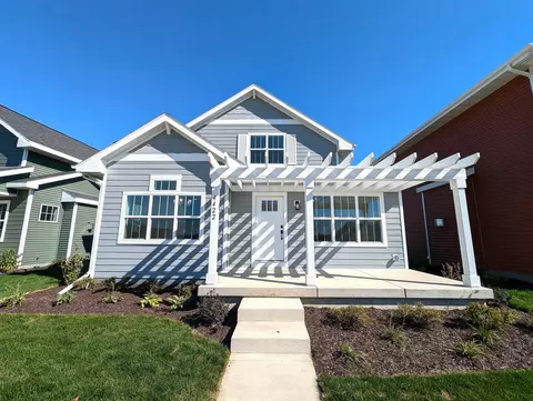 4422 Northern Flicker Rd, Middleton, WI 53562