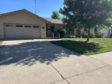 717 Mary St, Beaver Dam, WI 53916