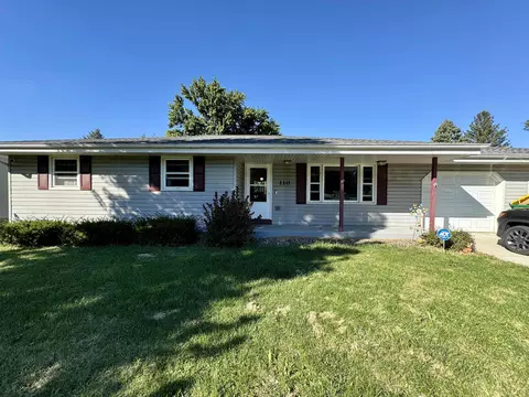 110 E Hubert St, Edgerton, WI 53534
