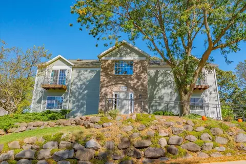2819 Cimarron Trl, Madison, WI 53719