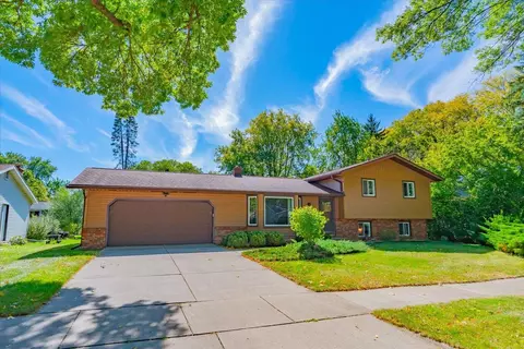 4525 Hamlet Pl, Madison, WI 53714