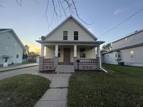 828 Grant St, Beloit, WI 53511