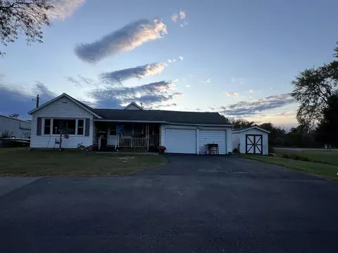 505 Vine St, Wonewoc, WI 53968 photo 1