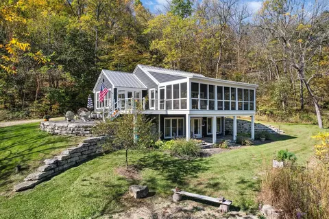 3460 Evans Quarry Rd, Dodgeville, WI 53533