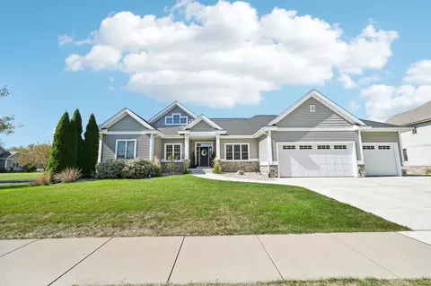 1402 Blue Ridge Trl, Waunakee, WI 53597