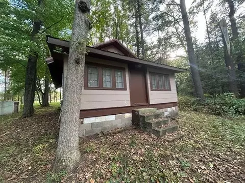 413 S Eagle Ct, Grand Marsh, WI 53936
