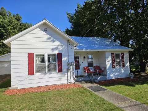 122 N Jefferson St, Hancock, WI 54943