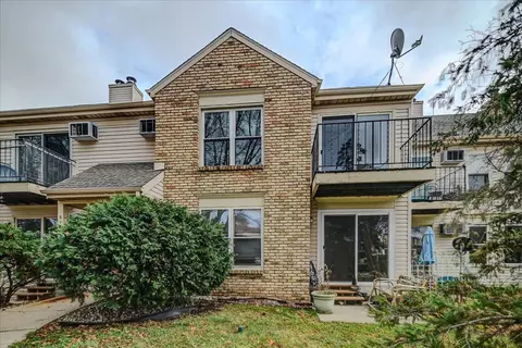 6701 Park Edge Dr #D, Madison, WI 53719