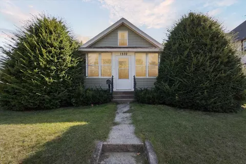 1502 W Grand Ave, Beloit, WI 53511