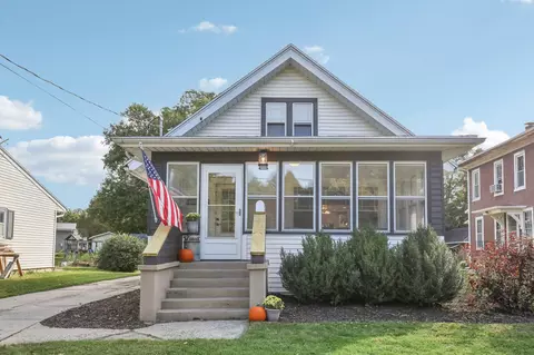 513 S Main St, Fort Atkinson, WI 53538