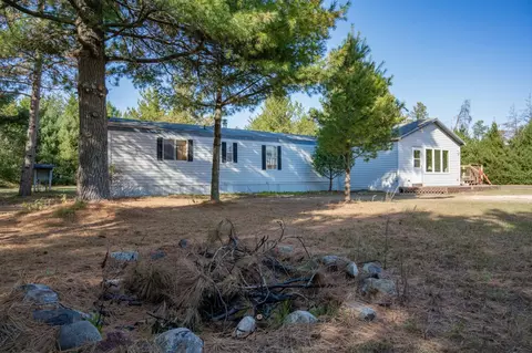 w5028 West Buckeye Drive, Necedah, WI 54646