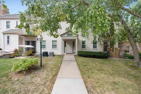 6820 Old Sauk Ct, Madison, WI 53717