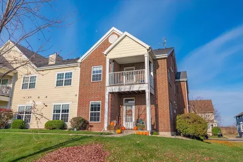 3027 Providence St #2, Sun Prairie, WI 53590