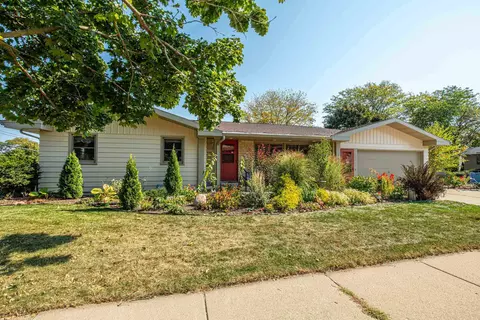 2504 18th Ave, Monroe, WI 53566