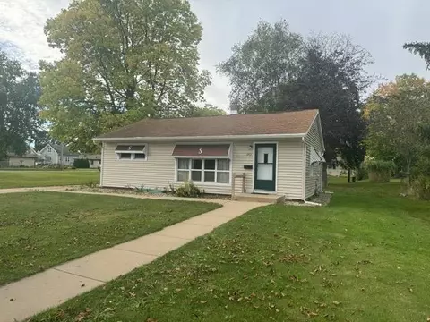 243 Jefferson St, Sauk City, WI 53583