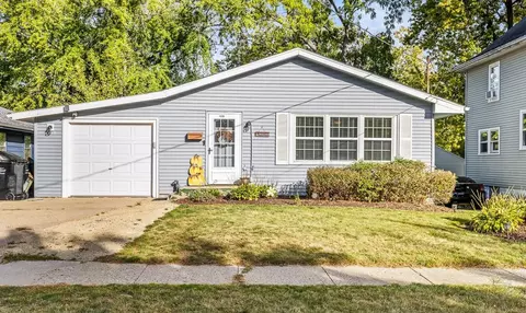 1235 Bluff St, Beloit, WI 53511