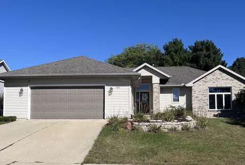 580 Spencer Dr, Evansville, WI 53536