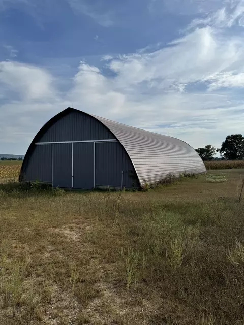 000 Sauk Prairie Rd, Sauk City, WI 53583