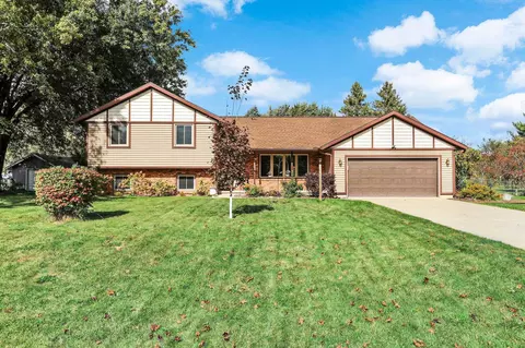 4774 Coolidge St, Oregon, WI 53575
