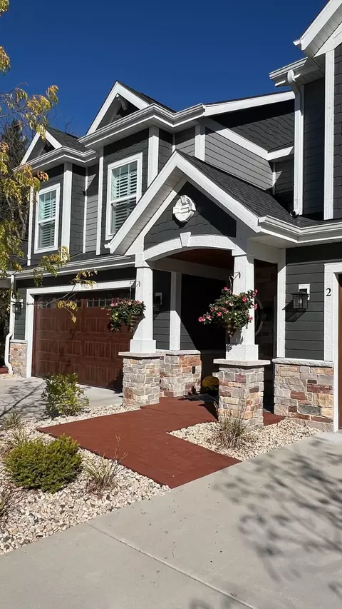 1204 S Main St #2, Lake Mills, WI 53551