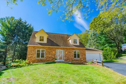 25 Lancaster Ct, Madison, WI 53719