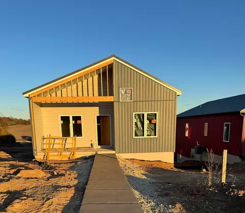 118 Lupine Ave, Poynette, WI 53955