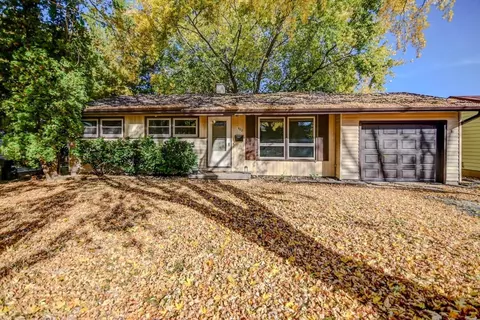 622 Havey Rd, Madison, WI 53704
