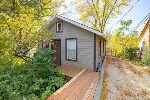 105 Beach Ave, Edgerton, WI 53534