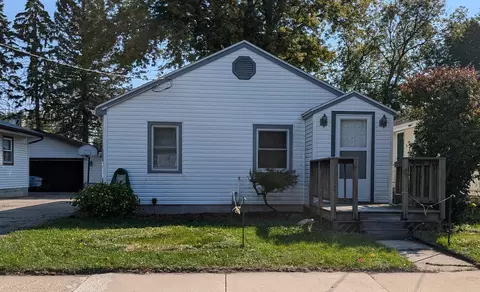 1405 Loftsgordon Ave, Madison, WI 53704